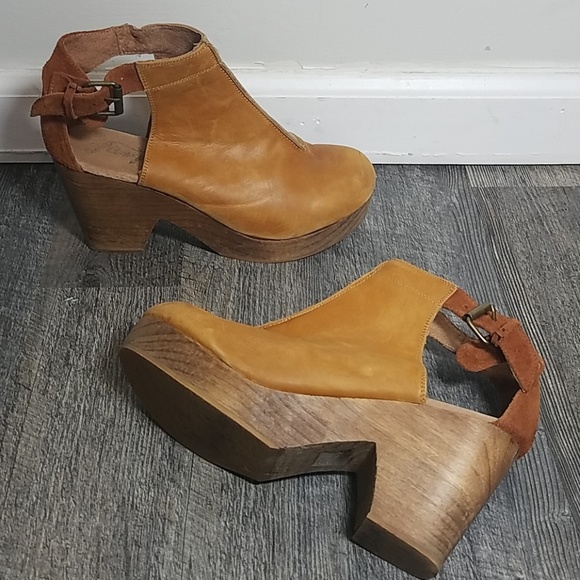 Free People Shoes - Free People Leather Clogs